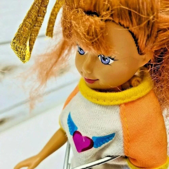 KID KORE 1992 Doll 1990 Red Hair Violet Eyes Two Piece Outfit 8" Tall - Picture 10 of 11